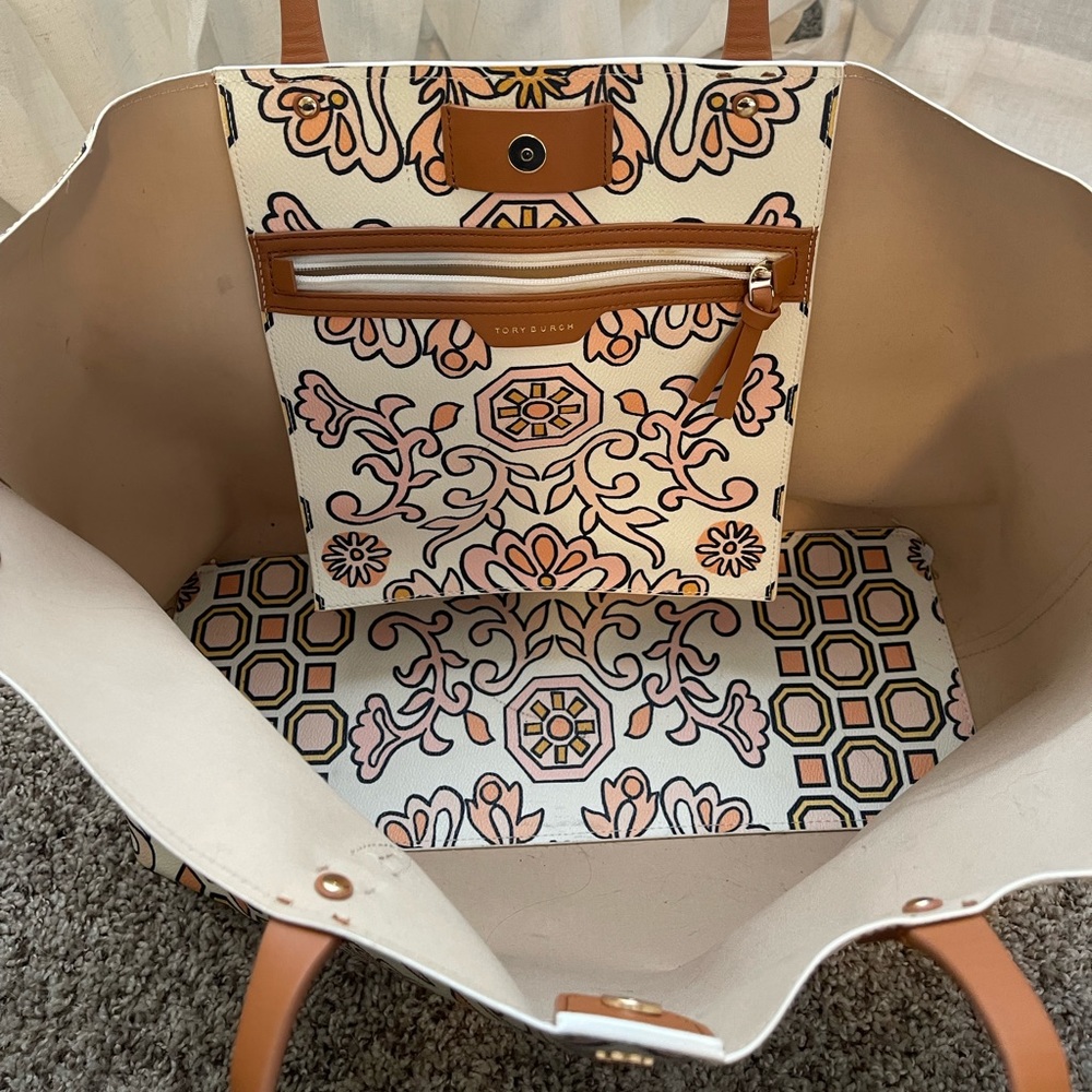 Tory Burch Tote Purse - Picture 2 of 4